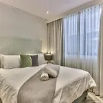 Tuynhuys 1 Bedroom Apartment