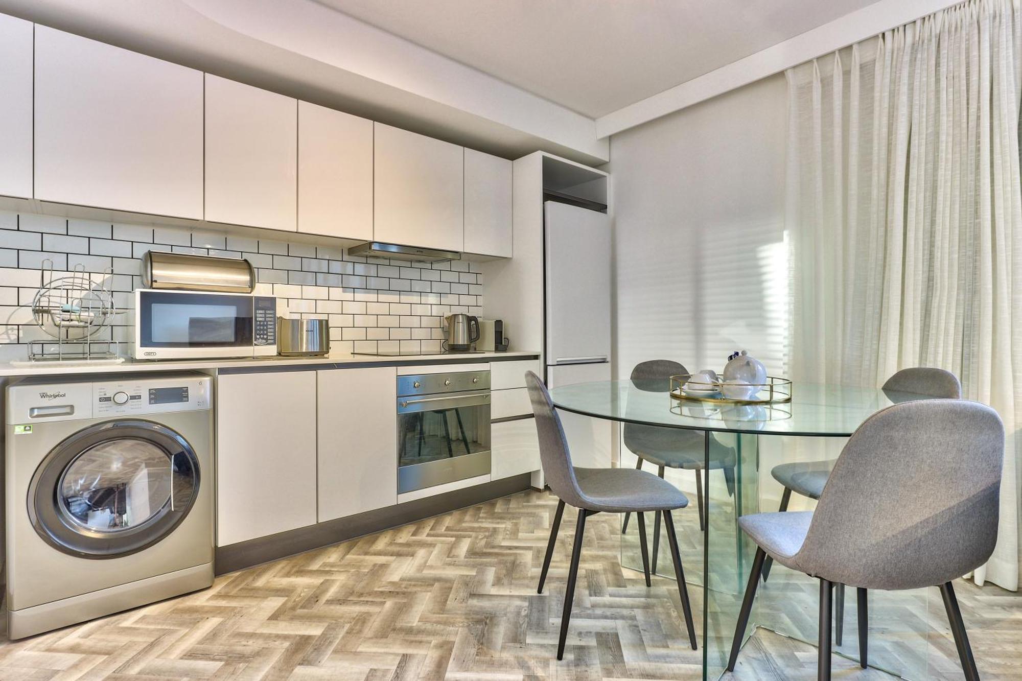 Tuynhuys 1 Bedroom Apartment Cape Town