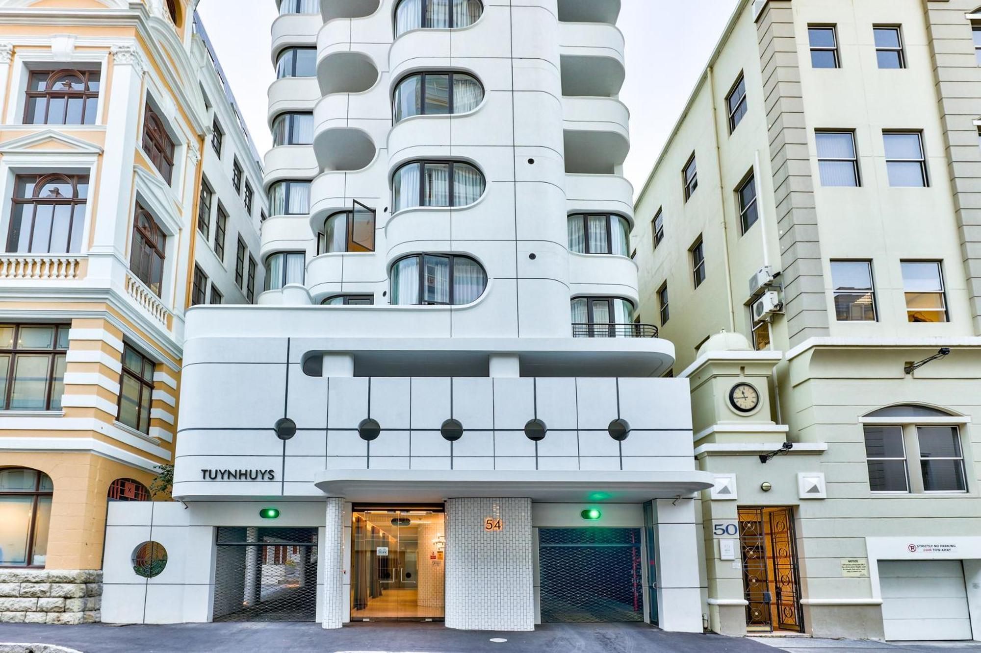 Tuynhuys 1 Bedroom Apartment